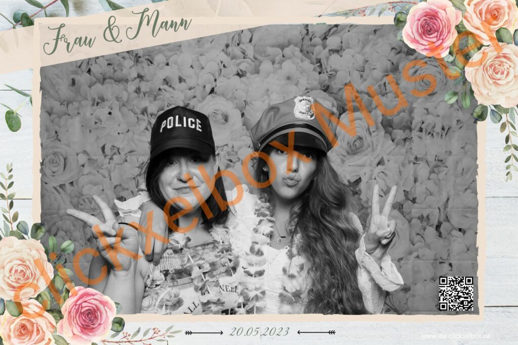 Individuelles Drucklayout für die Fotobox: Beispielausdruck mit Blumenrahmen